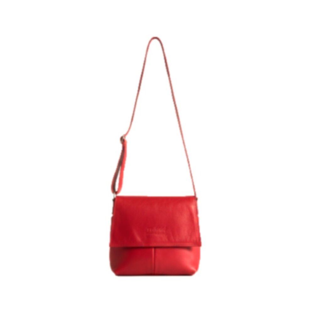 T-Nobile Made in Italy soft leather crossbody purse in vibrant red. - Picture 7 of 14